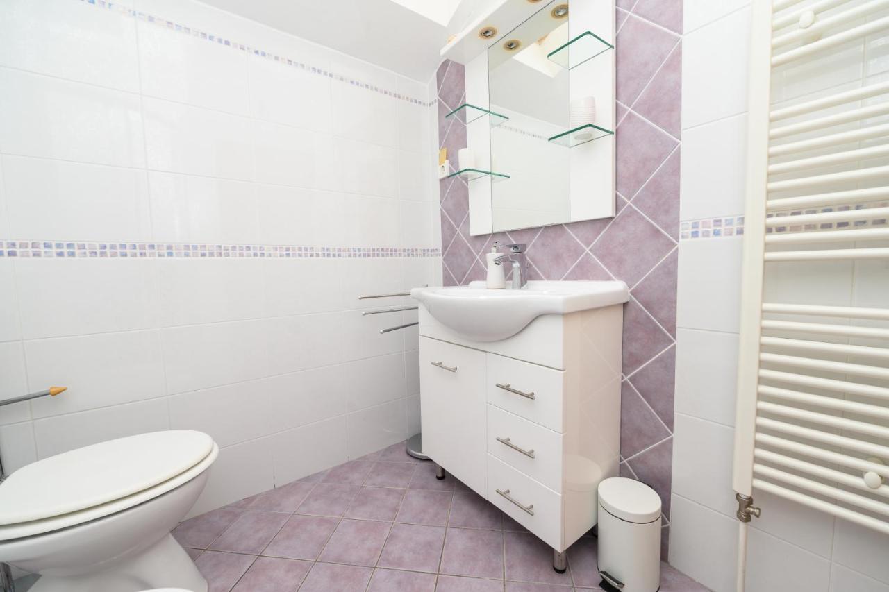 Apartmani Loreta Мали-Лошинь Экстерьер фото