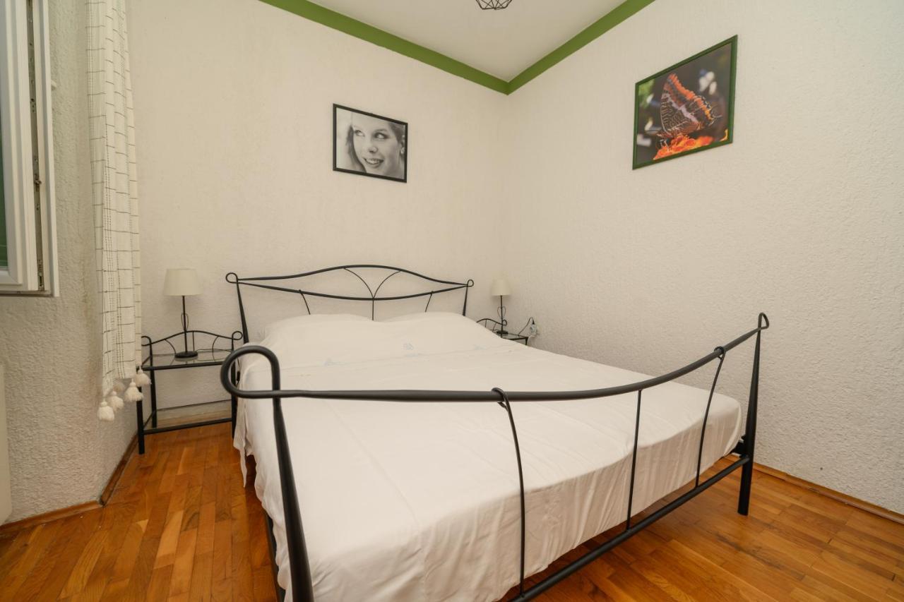 Apartmani Loreta Мали-Лошинь Экстерьер фото